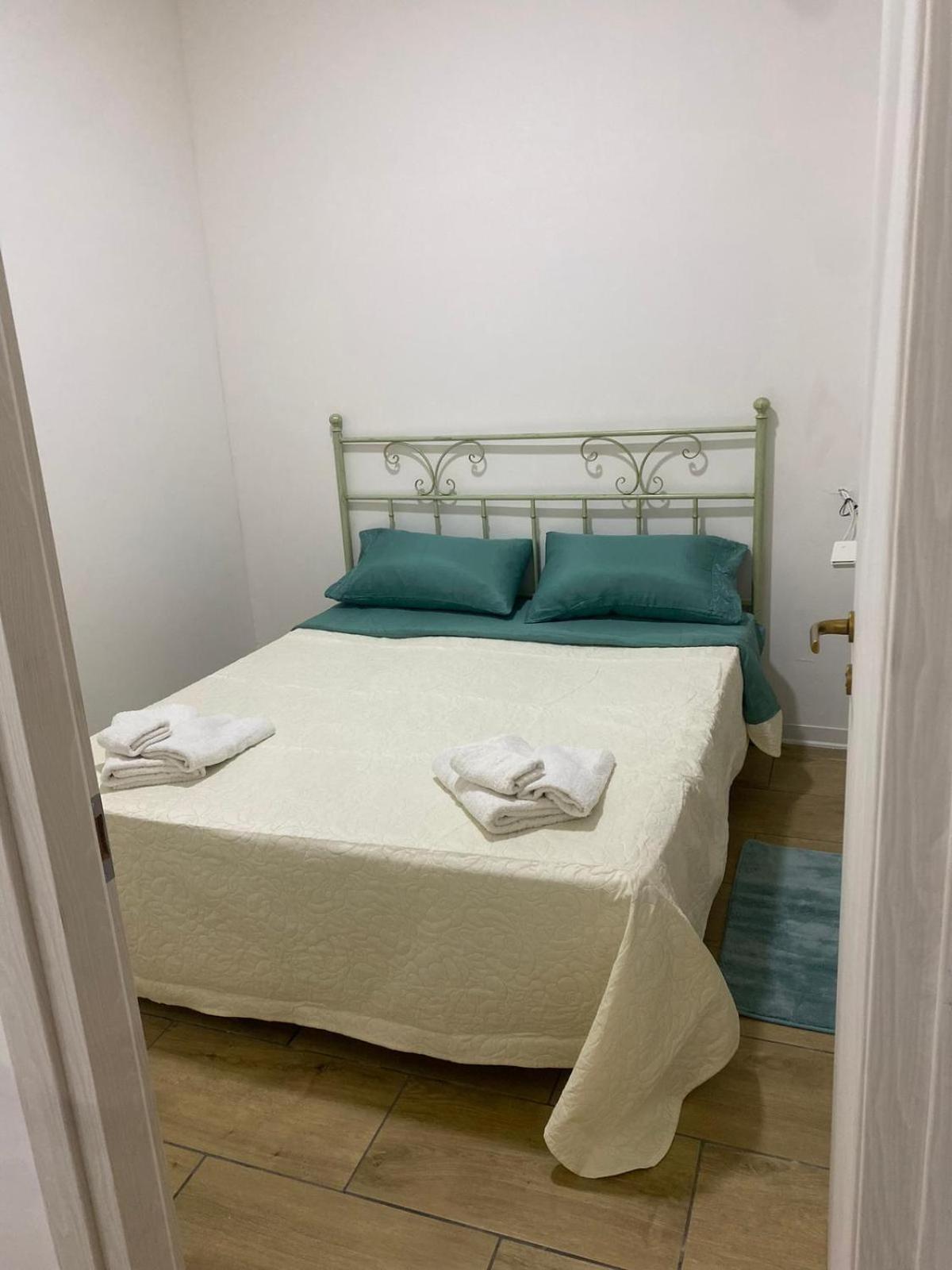 Home Rebecca Napoli Eksteriør billede